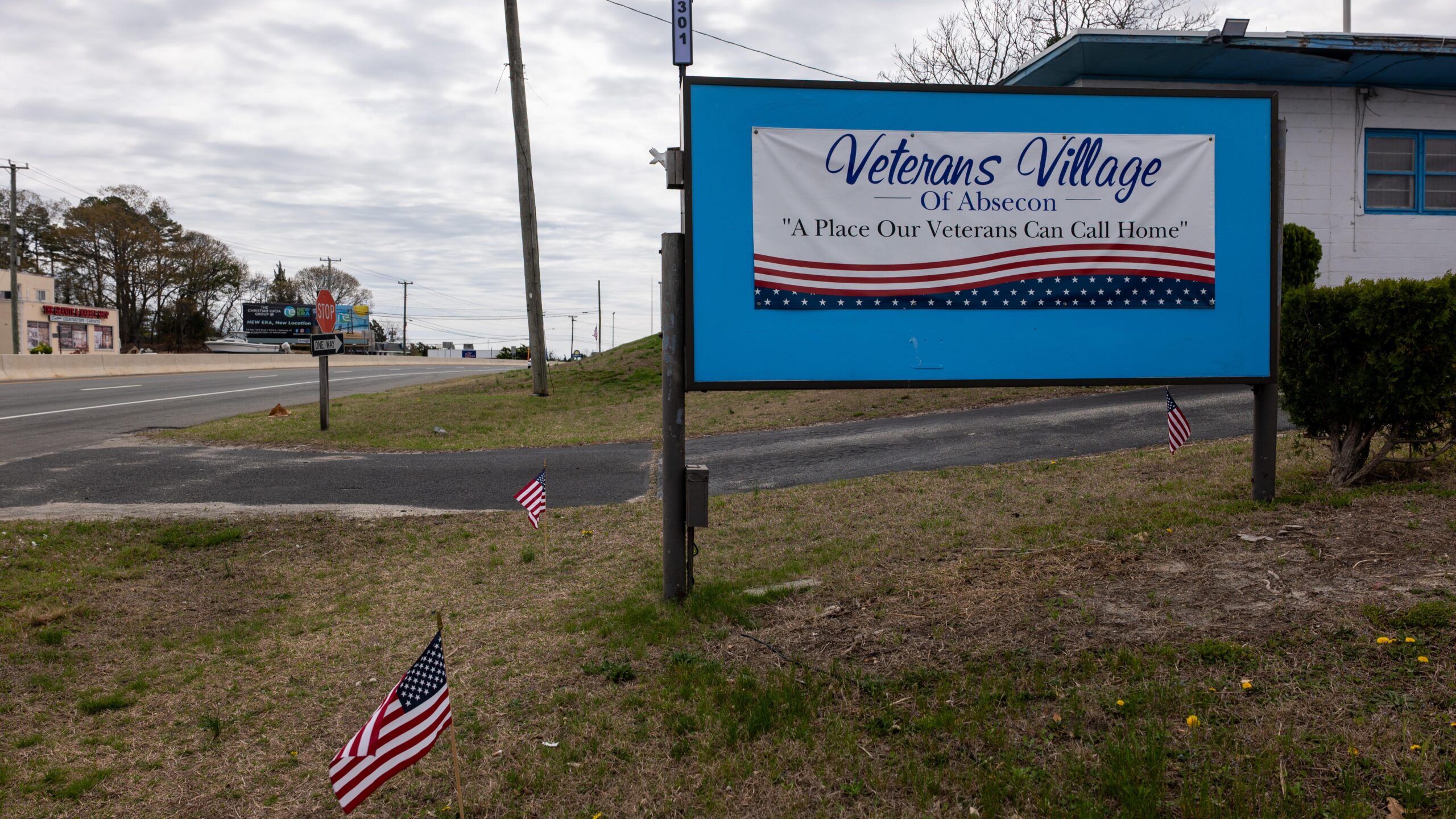 President Trump is fighting homelessness. Some worry his approach hurts veterans.